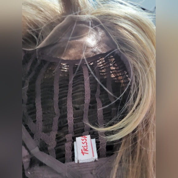 Tressallurs Wig - Picture 7 of 9